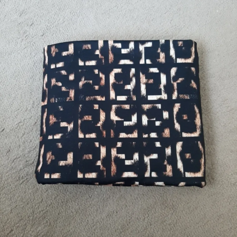 پارچه تریکو گرم بالا