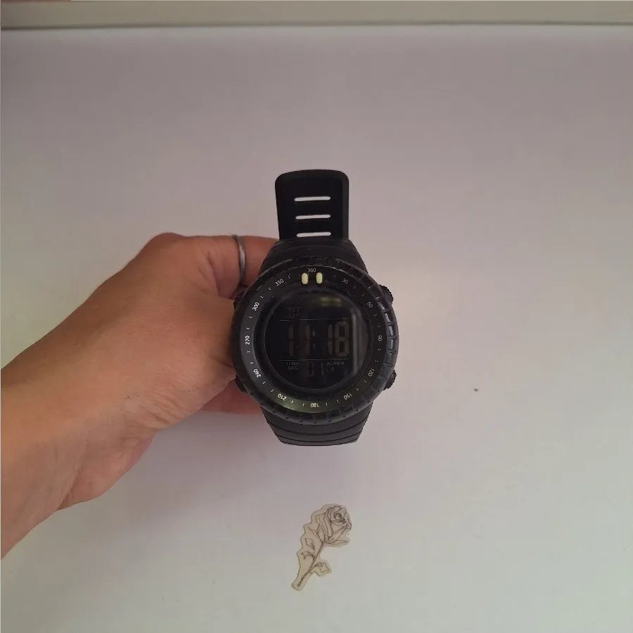 ساعت اسکمی ضد اب