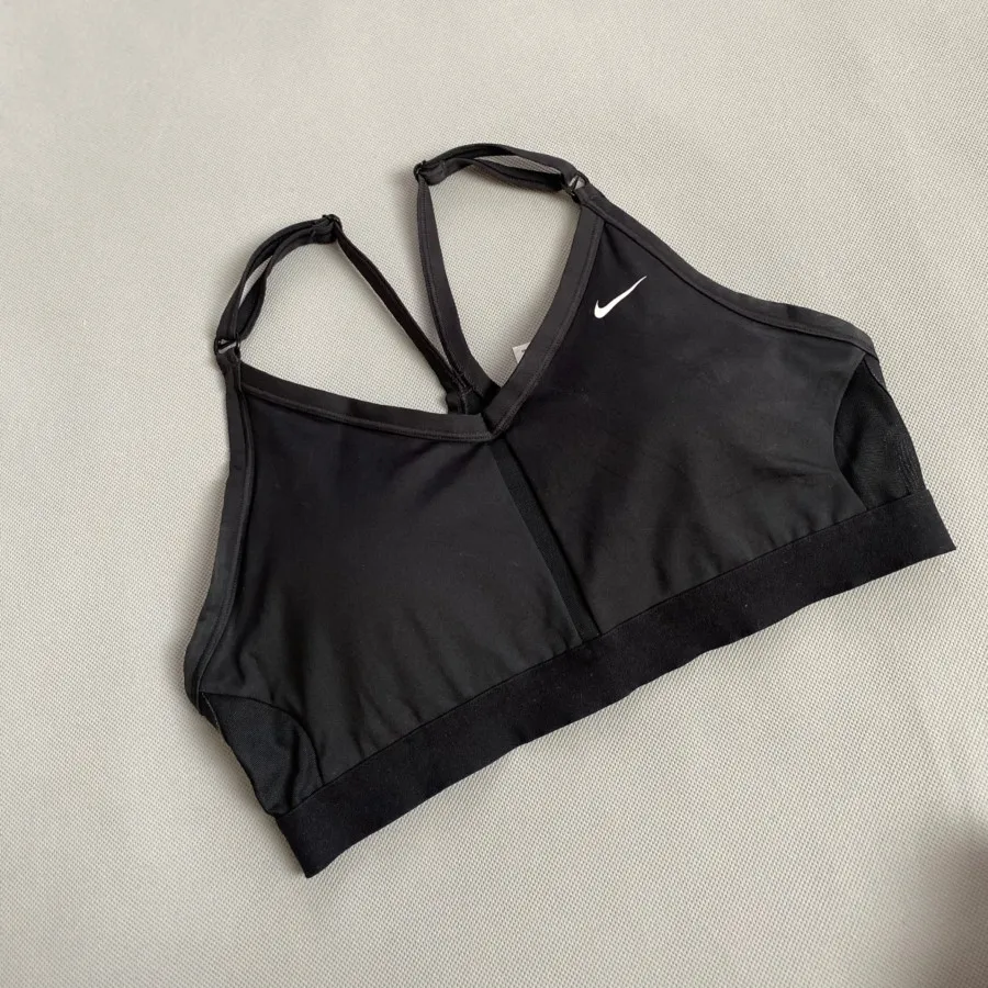 نیمتنه نایکی nike