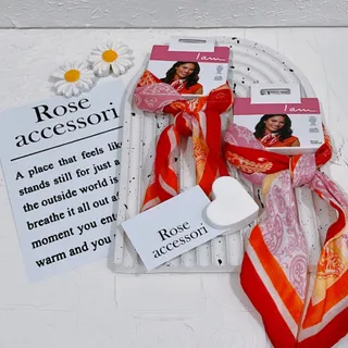 مینی اسکارف