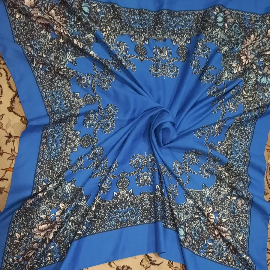 روسری نخی زنانه