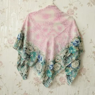 روسری نخی قواره بزرگ