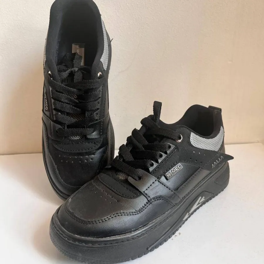 کفش اسپرت مشکی