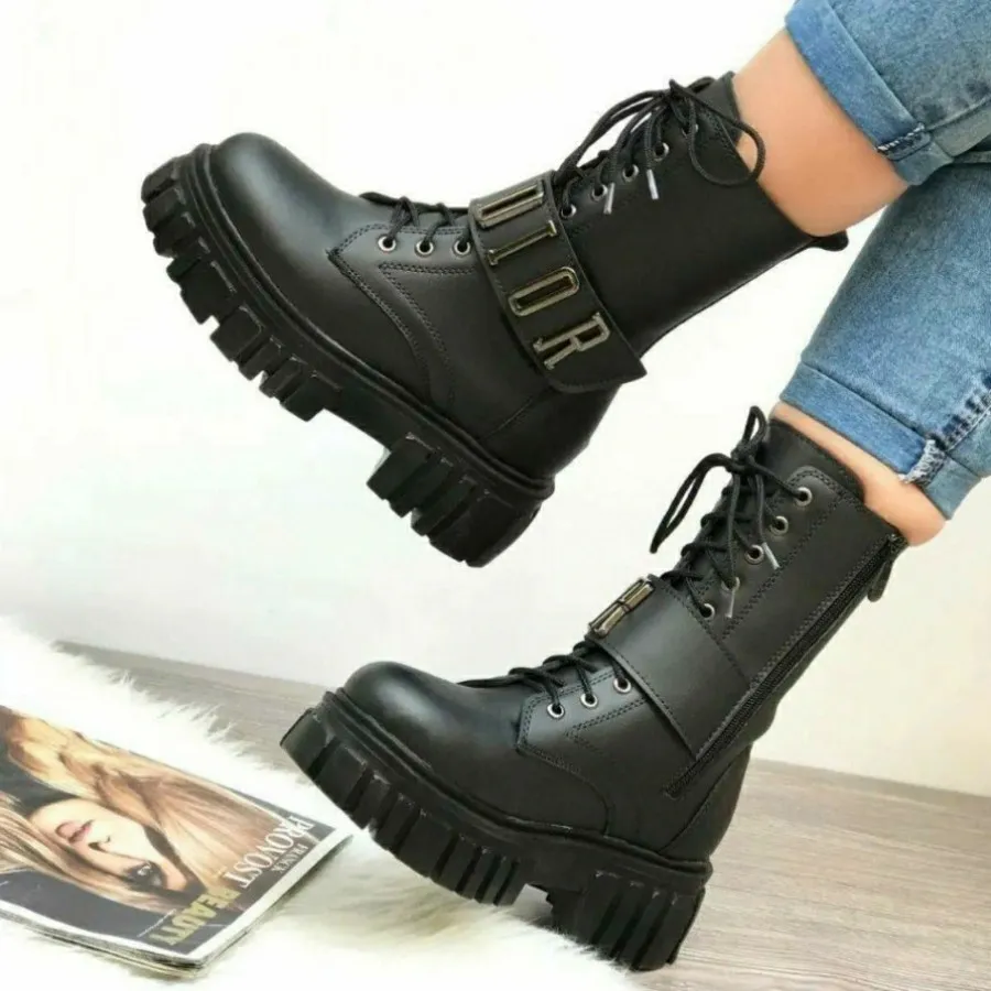 بوت و نیم بوت زنانه