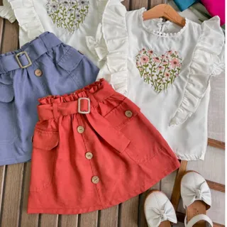 بلوز و دامن بچگانه