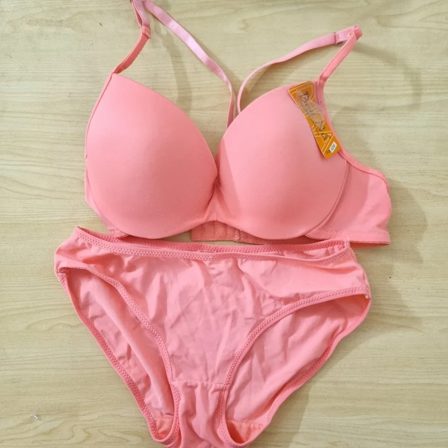 سوتین اسفنجی