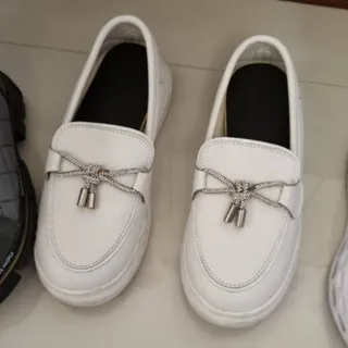 کفش دخترانه سفید 33