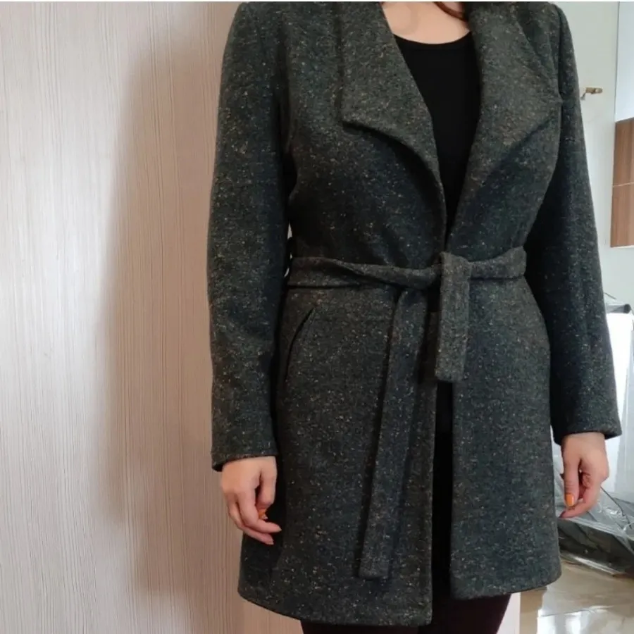 پالتو گرم در حد نو