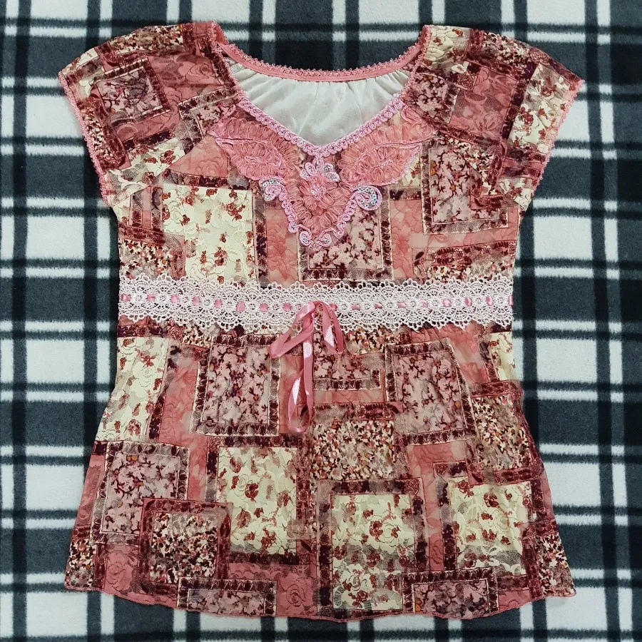 بلوز گیپوری آستین حلقه