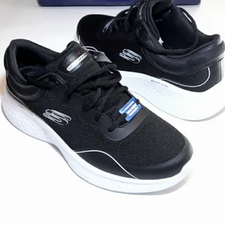 کفش پیاده روی اسکچرز اصل