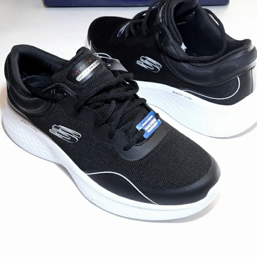 کفش پیاده روی اسکچرز اصل