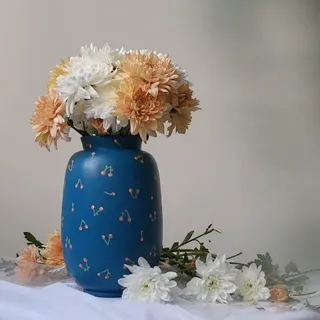 گلدان نقاشی با دست