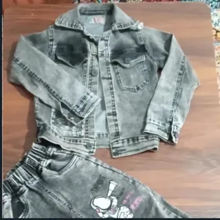 کت شلوار بچگانه