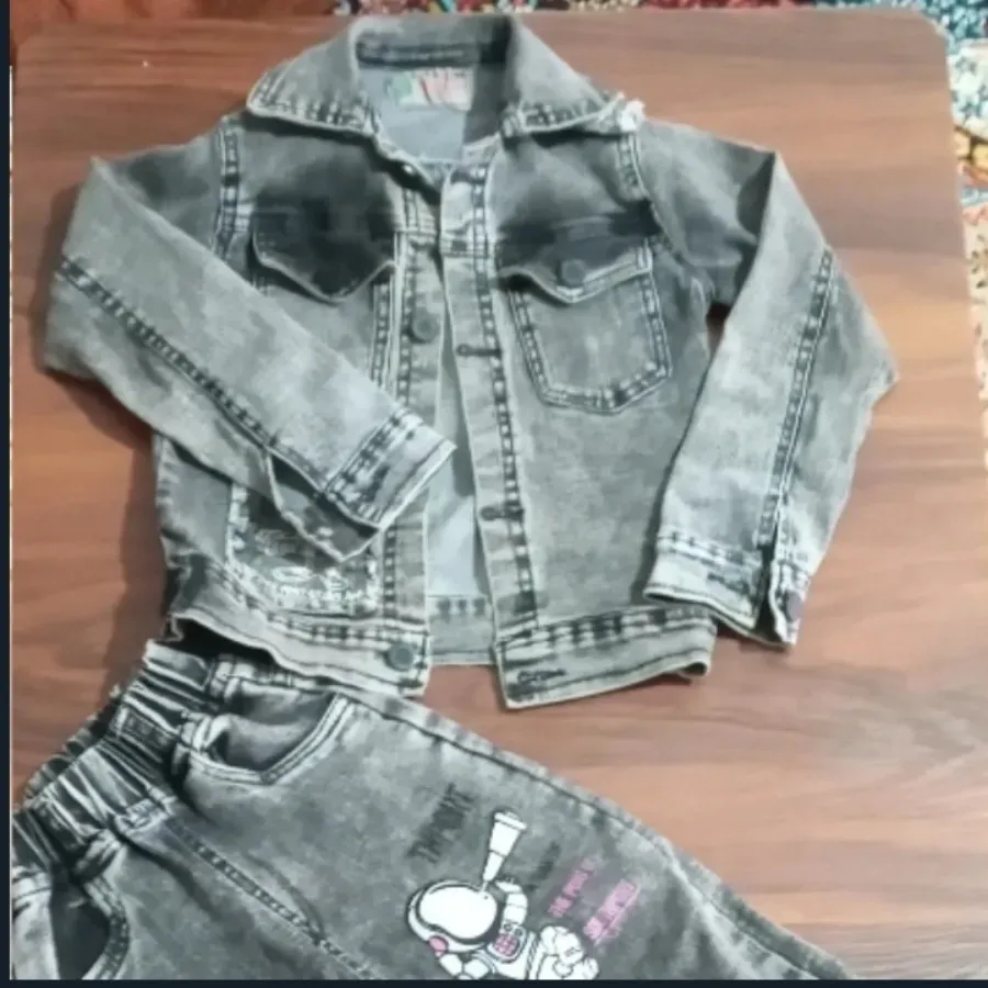 کت شلوار بچگانه