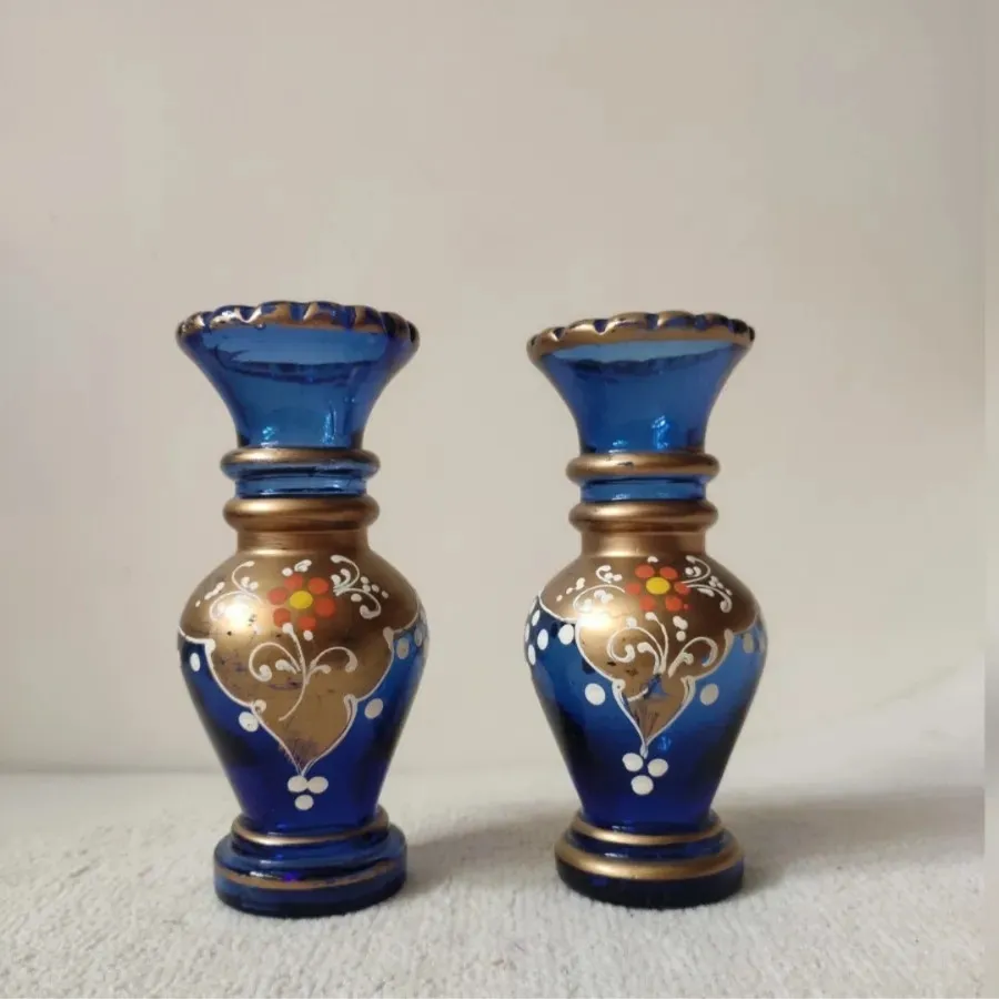 جفت گلدان آبی قدیمی