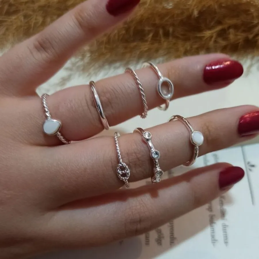 7 عدد انگشتر با هم