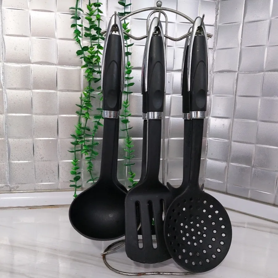 ست کفگیر و ملاقه