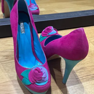 کفش پاشنه بلند