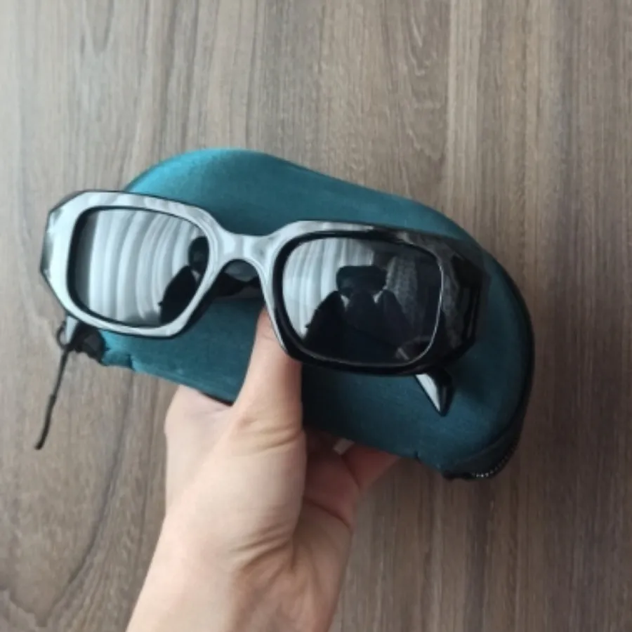 عینک آفتابی