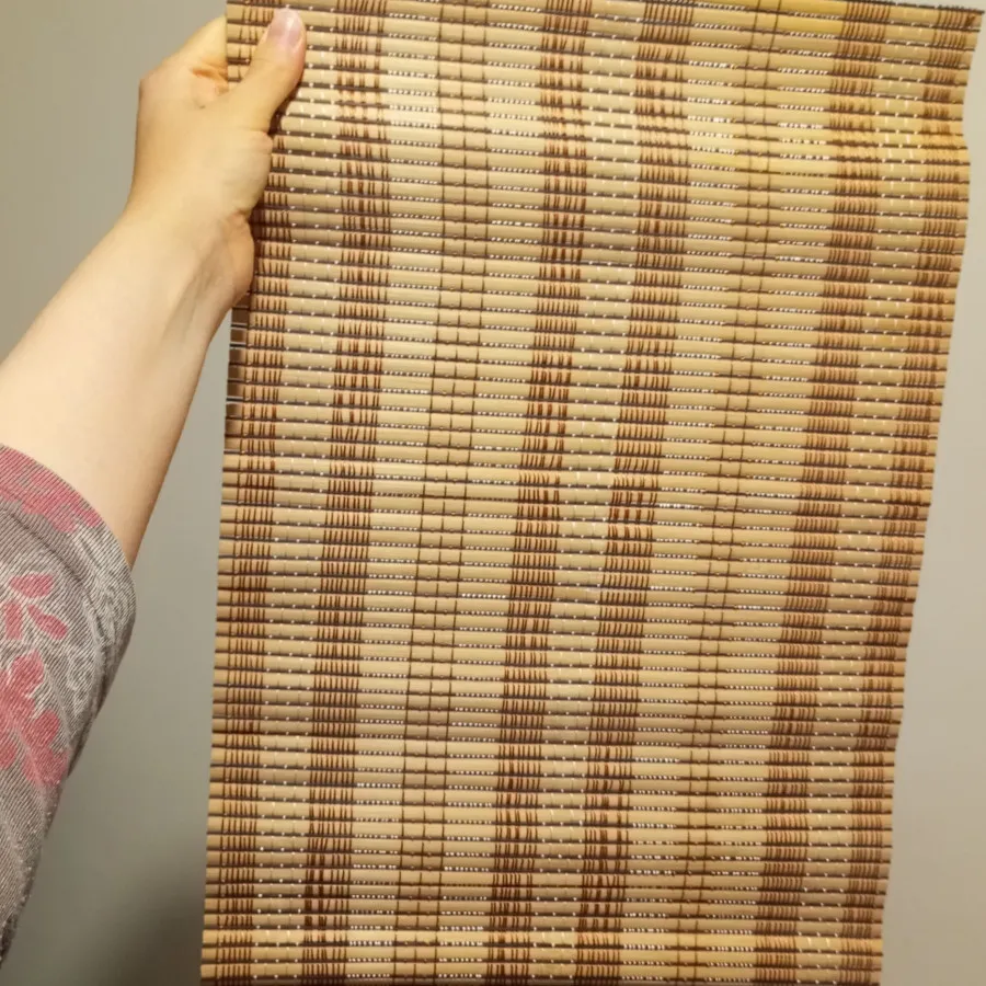 زیر بشقابی و سفره حصیری