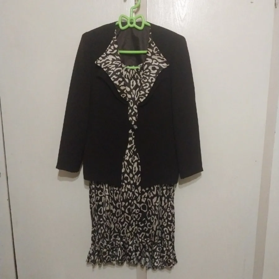 کت و سارافون خوش فرم