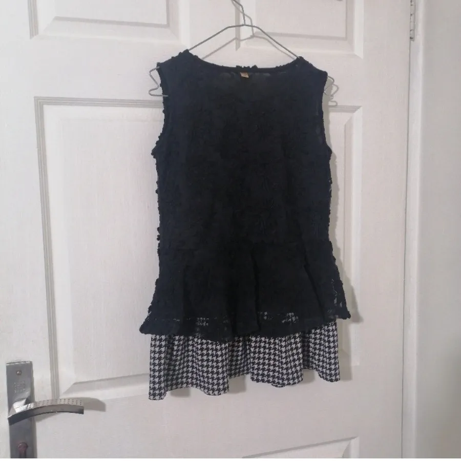 تاپ بلند گیپور مشکی