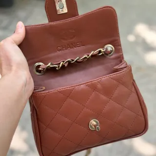 کیف چرم قهوه‌ای