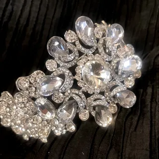 تاج عروس اتریشی