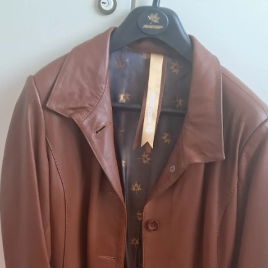 بارانی نوین چزم کاملا نو