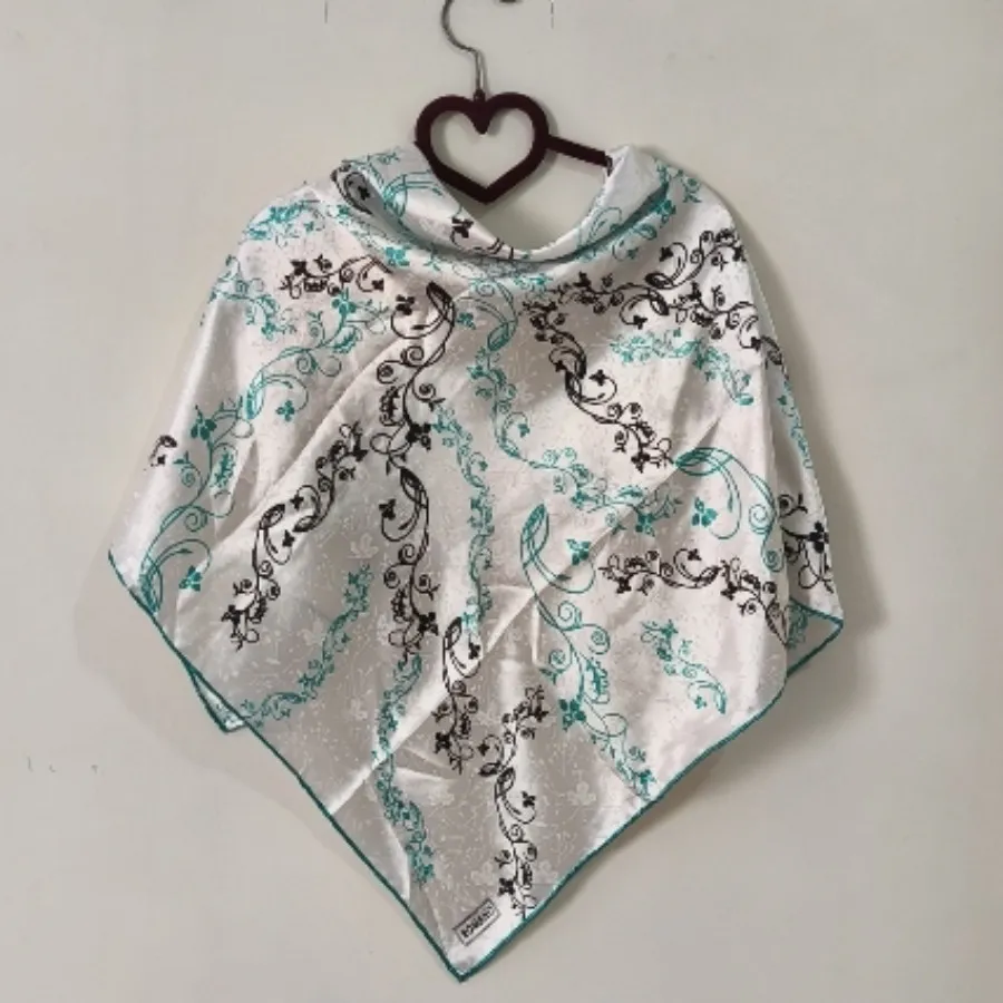 روسری ساتن دور دست دوز