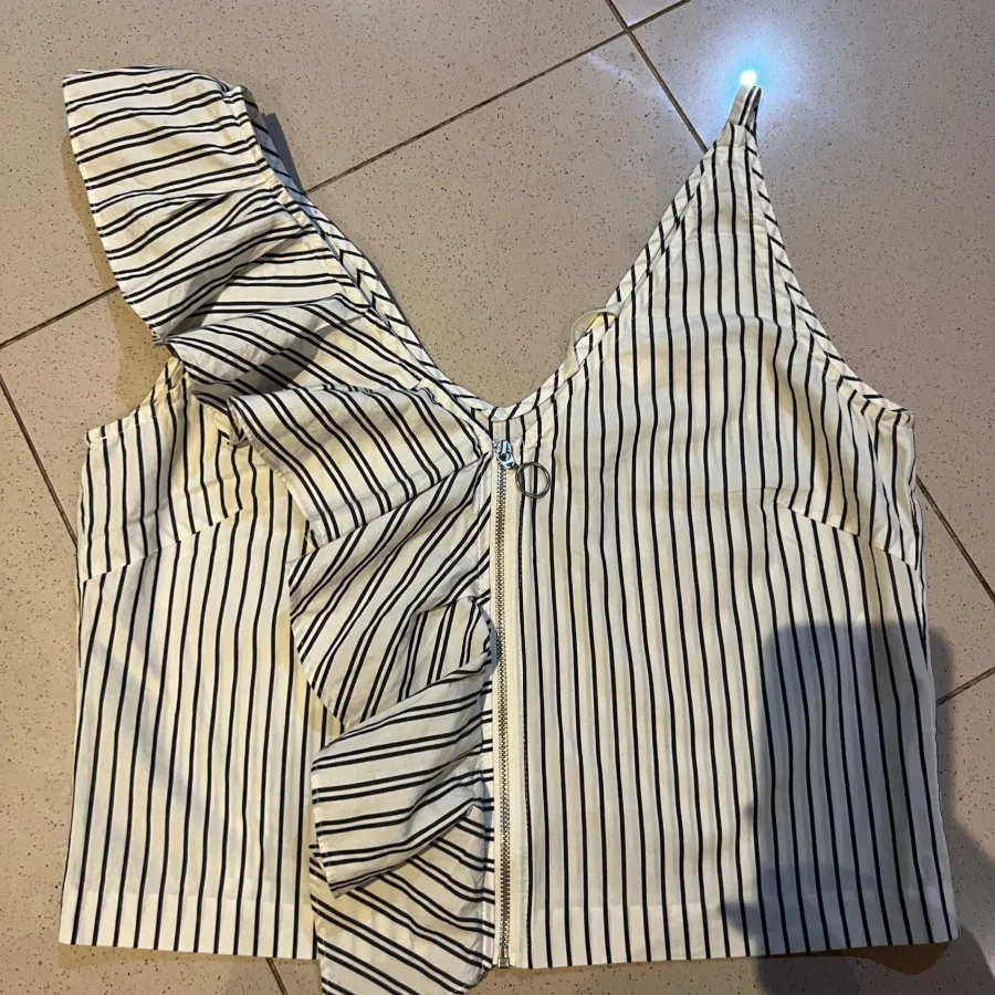 تاپ برند h&m  سایز38-40