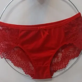 شورت قرمز 95