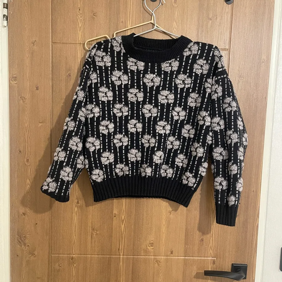 پلیور گرم کراپ گل بابونه