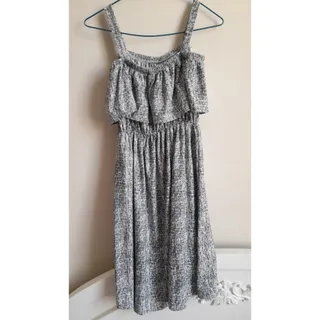 لباس عروسکی