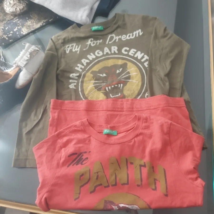 بلوز بنتون اصل 2 تا 4 سال