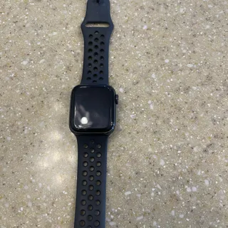 اپل واچ سری se