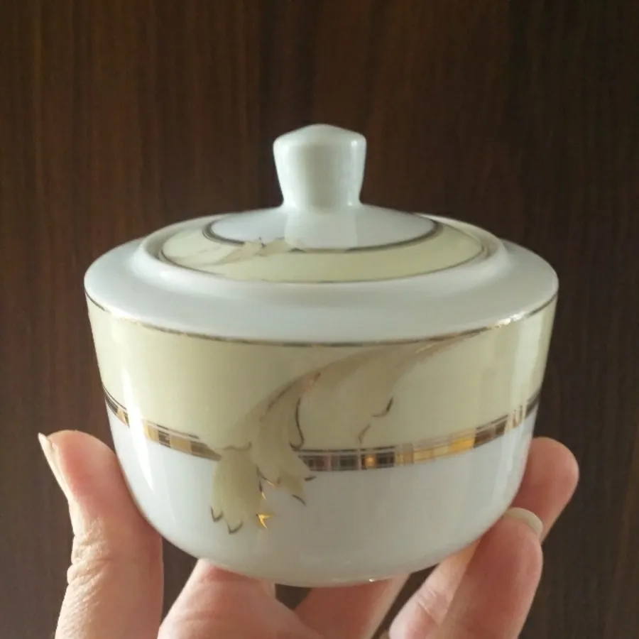 قندون چینی زرین