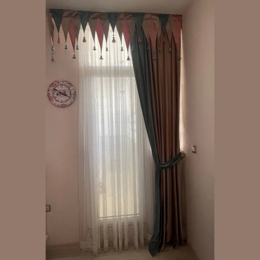 والان و دستک پرده