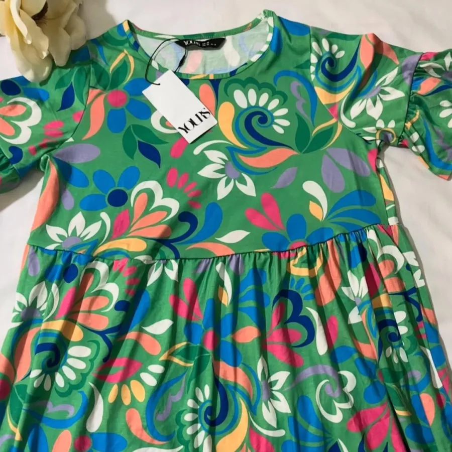 پیراهن عروسکی