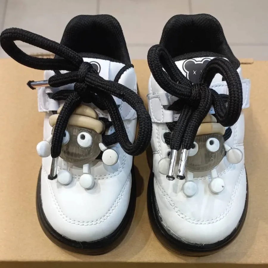 کتونی چراغ دار اسپرت