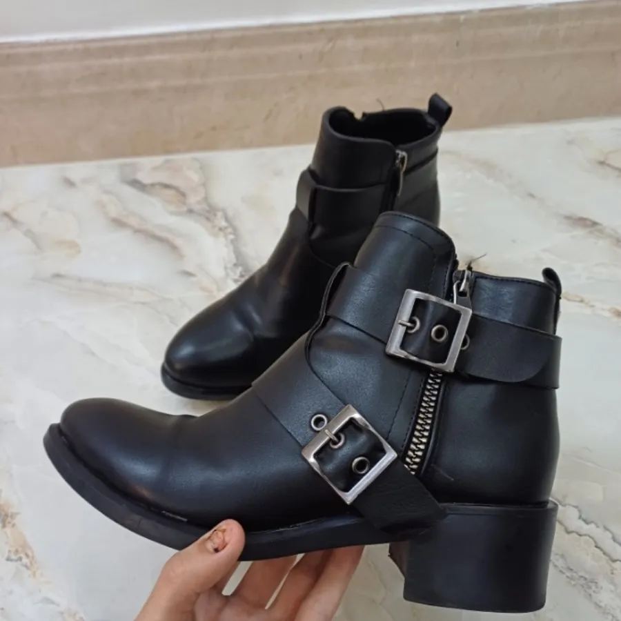 نیم بوت سایز 36 37 کفش