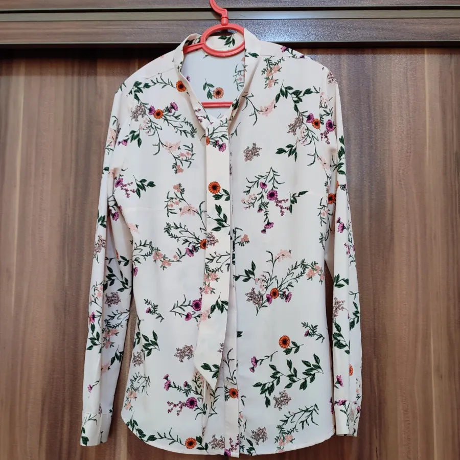 شومیز کراواتی گل گلی ترک