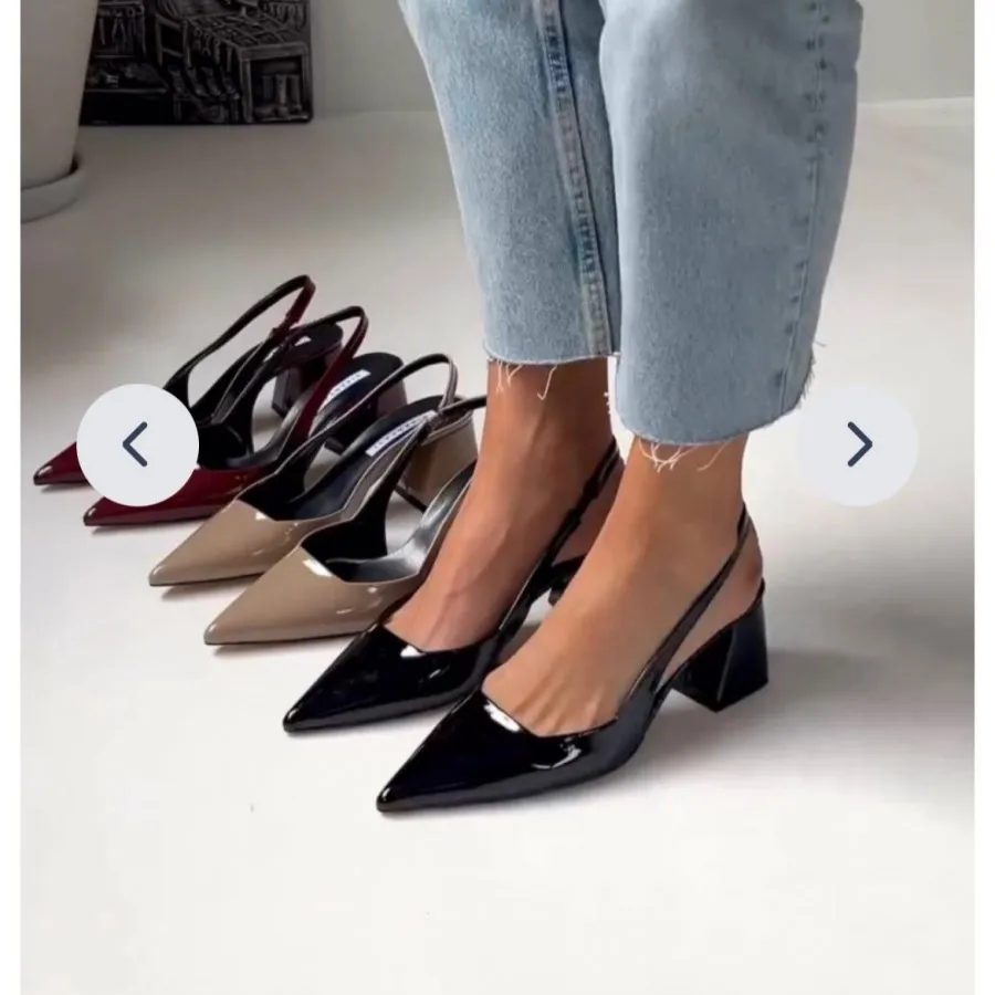 کفش مجلسی پاشنه دار