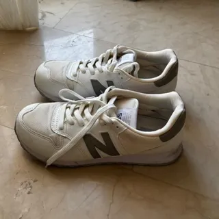 کفش نیوبالانس