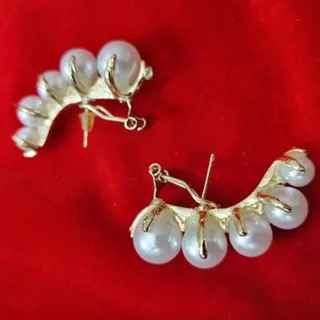 گوشواری مرواریدی