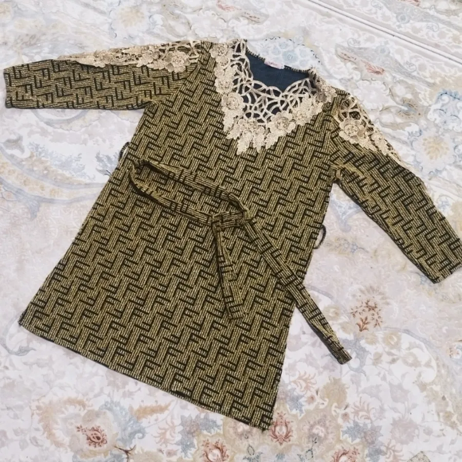 تونیک، سارافون مجلسی