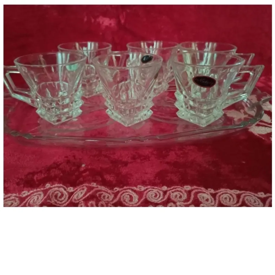 سینی چای و لیوان یونیک