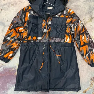 کاپشن کلاه دار