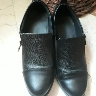 کفش چرم مصنوعی طبی