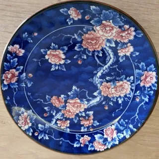 پیش دستی قدیمی ژاپنی